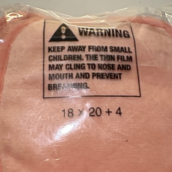 Coral Microfiber Makeup Removal Cloths 10-Pack - Picture 4 of 5